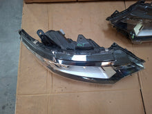 Laden Sie das Bild in den Galerie-Viewer, Frontscheinwerfer Mitsubishi Outlander III Ein Satz Scheinwerfer Headlight SCH9182672927qu