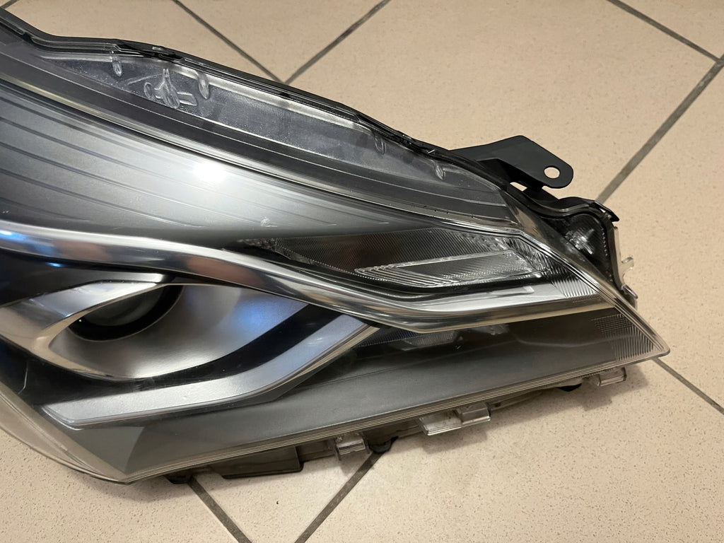 Frontscheinwerfer Toyota Yaris Rechts Scheinwerfer Headlight SCH4182991703yz