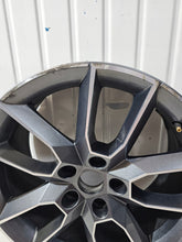 Laden Sie das Bild in den Galerie-Viewer, 1x Alufelge 18 Zoll 7.5&quot; 5x112 51ET Glanz Grau 5E0601025AJ Mg Octavia Rim Wheel