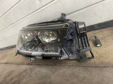 Laden Sie das Bild in den Galerie-Viewer, Frontscheinwerfer Skoda Enyaq 5az 1EX014773-82 5LB941016G Full LED Rechts SCH9359752048kr