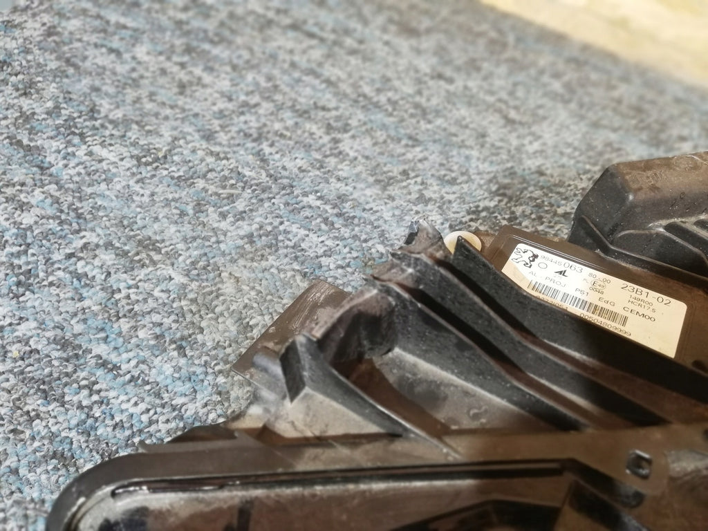 Frontscheinwerfer Citroën 308 III 9844506380 LED Ein Stück (Rechts oder Links)