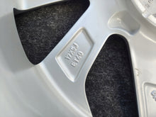Load image into Gallery viewer, 1x Alufelge 17 Zoll 5.0" 4x100 40ET Glanz Schwarz Toyota Aygo X Rim Wheel FEL4016321591hx