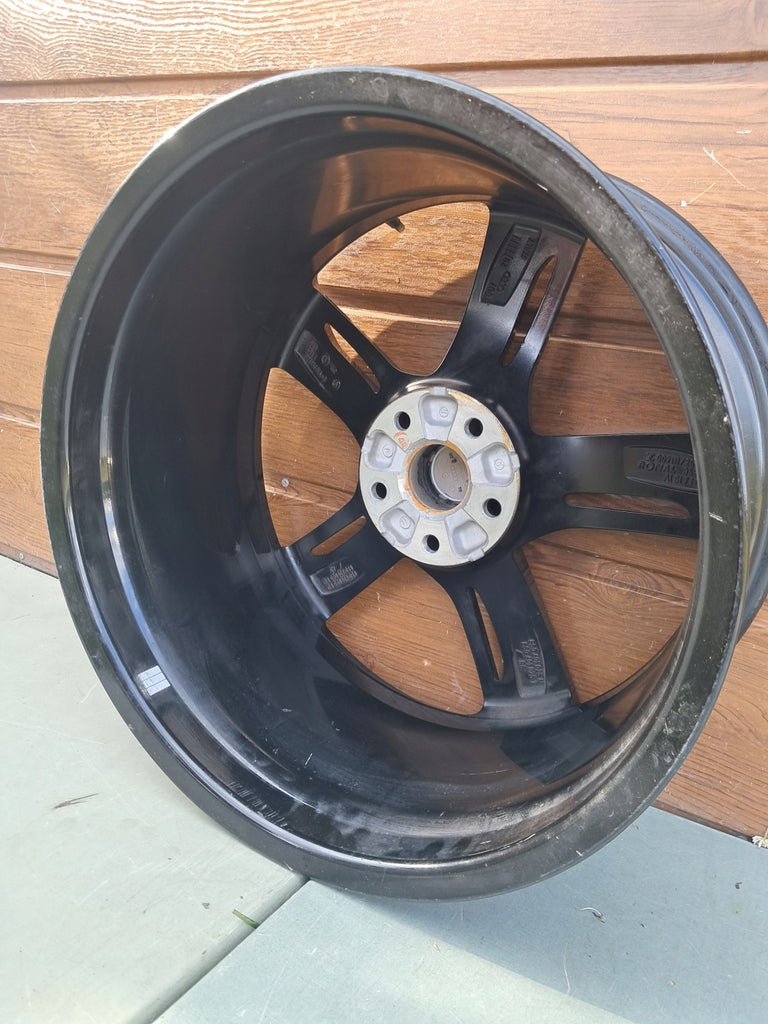 1x Alufelge 19 Zoll 9.0" 5x112 52ET Glanz Schwarz 8S0601025T Audi Tt Rim Wheel FEL7031116251wd