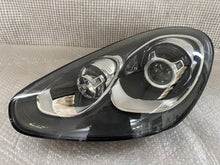 Laden Sie das Bild in den Galerie-Viewer, Frontscheinwerfer Porsche Cayenne 7P5941751F Xenon Links Scheinwerfer Headlight SCH5086033807bt