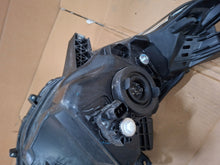 Load image into Gallery viewer, Frontscheinwerfer Fiat Fullback L200 Links Scheinwerfer Headlight SCH3576916358ou