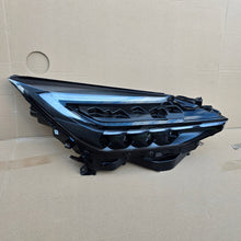 Laden Sie das Bild in den Galerie-Viewer, Frontscheinwerfer Toyota C-Hr Chr 81110-F4240 LED Rechts Scheinwerfer Headlight SCH6371866076dd