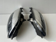 Load image into Gallery viewer, Frontscheinwerfer Renault Laguna III 260105823R 260601102R Ein Satz Headlight