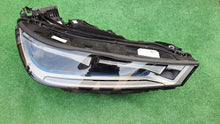 Laden Sie das Bild in den Galerie-Viewer, Frontscheinwerfer BMW 5A3CEA2-04 Rechts Scheinwerfer Headlight