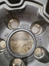 Load image into Gallery viewer, 1x Alufelge 18 Zoll 7.5" 5x108 52 5ET 3M5JGA Ford Focus Rim Wheel FEL2499297422ap