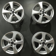 Laden Sie das Bild in den Galerie-Viewer, 4x Alufelge 16 Zoll 7.0" 5x112 40ET Glanz Silber KBA46719 Skoda Octavia Ii FEL9302538129ly