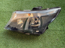 Laden Sie das Bild in den Galerie-Viewer, Frontscheinwerfer Mercedes-Benz Vito W447 A4479067700 Links Headlight