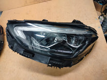 Load image into Gallery viewer, Frontscheinwerfer Mercedes-Benz W206 A2069067103 A2069060803 Full LED Ein Satz SCH8628674694ul