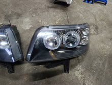 Load image into Gallery viewer, Frontscheinwerfer VW T5 Ein Satz Scheinwerfer Headlight SCH6447063877bu