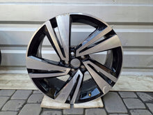 Laden Sie das Bild in den Galerie-Viewer, 1x Alufelge 18 Zoll 7.0" 5x112 39ET Glanz Schwarz 2GM601025H VW T-Cross FEL6026254303vz