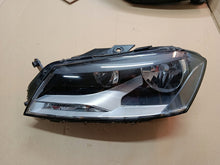 Load image into Gallery viewer, Frontscheinwerfer VW Passat B7 3AB941005 Links Scheinwerfer Headlight SCH7534444427ch