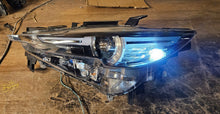 Laden Sie das Bild in den Galerie-Viewer, Frontscheinwerfer Mazda Cx5 Cx-5 K124-51040 LED Links Scheinwerfer Headlight