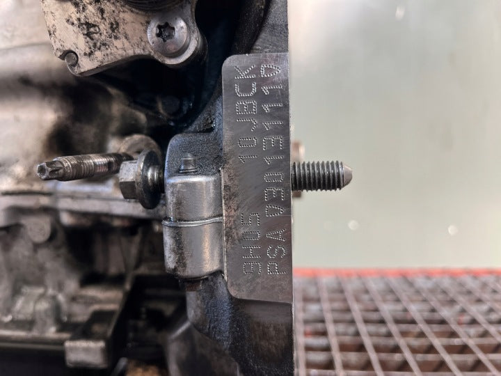 Motor Citroën Ford Peugeot C4 II 9H05 1.6 EHDI 97PS 71kW 2010 Diesel Komplett MOT8510995461px