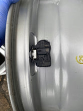 Load image into Gallery viewer, 4x Alufelge 17 Zoll 6.5" 5x112 6856076 BMW X2 F39 X1 F48 Rim Wheel FEL6798672789at