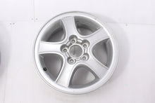 Laden Sie das Bild in den Galerie-Viewer, 1x Alufelge 16 Zoll 6.5&quot; 5x114.3 46ET Silber 5291026250 Hyundai Rim Wheel