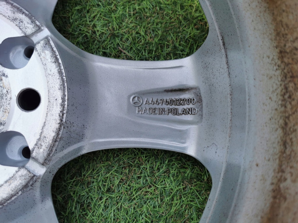 1x Alufelge 17 Zoll 7.0" 5x112 51ET Glanz Silber A4474012200 Mercedes-Benz Vito FEL3087654741vi