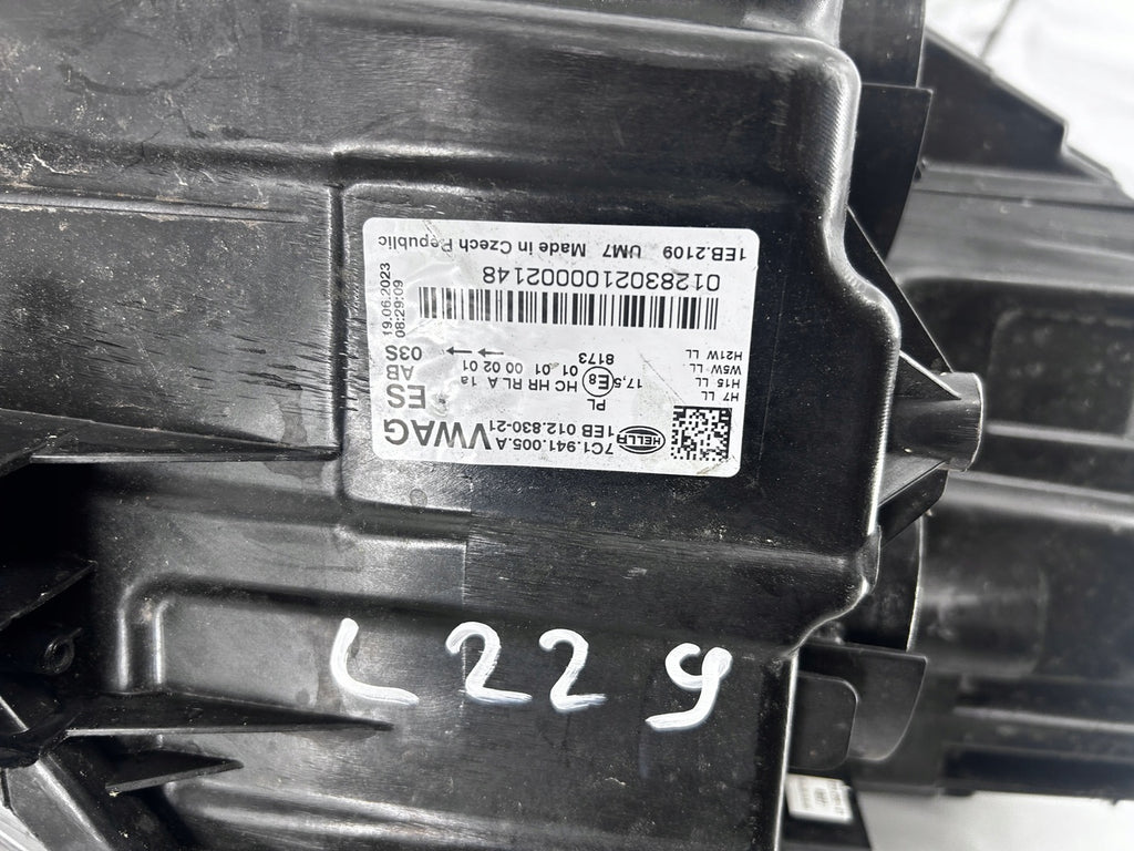 Frontscheinwerfer VW Crafter 7C1941005A Ein Stück (Rechts oder Links) Headlight SCH2867623030vy