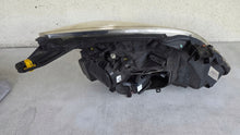 Laden Sie das Bild in den Galerie-Viewer, Frontscheinwerfer Opel Vectra C 13251941 Xenon Links Scheinwerfer Headlight SCH7323562886vr