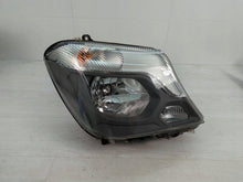 Laden Sie das Bild in den Galerie-Viewer, Frontscheinwerfer Mercedes-Benz Sprinter A9068202661 Rechts Headlight SCH9514185694ra
