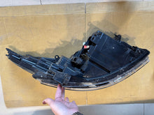 Load image into Gallery viewer, Frontscheinwerfer Renault Trafic 260602422R Links Scheinwerfer Headlight SCH4615530230lj