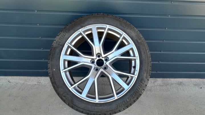 1x Alufelge 21 Zoll 9.5" 5x112 36ET Glanz Audi E Tron Rim Wheel FEL2479804953sm