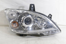 Laden Sie das Bild in den Galerie-Viewer, Frontscheinwerfer Mercedes-Benz Viano A6398202961 Xenon Rechts Headlight