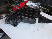 Laden Sie das Bild in den Galerie-Viewer, Frontscheinwerfer Dacia II I10 92101B9000 LED Links Scheinwerfer Headlight