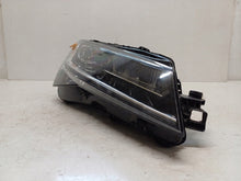 Laden Sie das Bild in den Galerie-Viewer, Frontscheinwerfer Skoda Superb III 3V1941016D Full LED Rechts Headlight