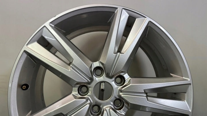 1x Alufelge 18 Zoll 7.0" 5x112 45ET 575601025 Seat Rim Wheel FEL5497211023cr