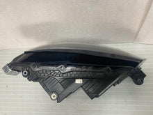 Laden Sie das Bild in den Galerie-Viewer, Frontscheinwerfer Skoda Superb III 3V1941015C LED Links Scheinwerfer Headlight SCH2609354940ry