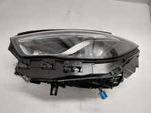 Laden Sie das Bild in den Galerie-Viewer, Frontscheinwerfer Mercedes-Benz W247 A2479064104 Links Scheinwerfer Headlight SCH2273495261fm