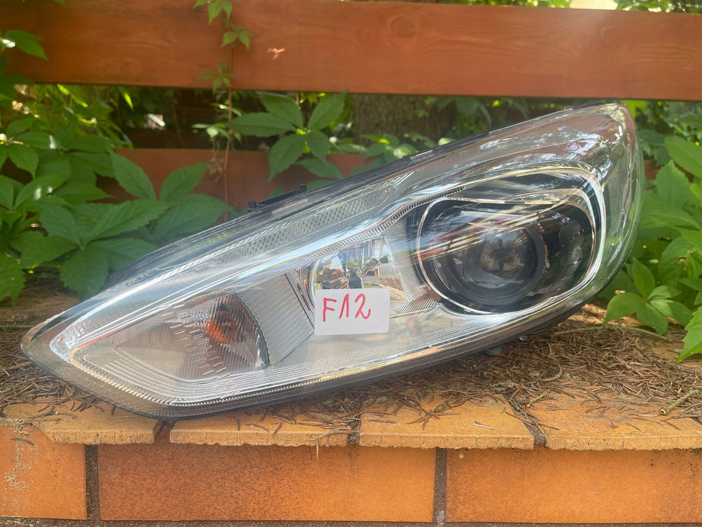 Frontscheinwerfer Ford Focus Links Scheinwerfer Headlight