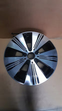 Laden Sie das Bild in den Galerie-Viewer, 1x Alufelge 18 Zoll 7.5" 5x112 A2434010100 Mercedes-Benz Eqa Eqb Rim Wheel FEL7553136305rp
