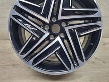 Laden Sie das Bild in den Galerie-Viewer, 1x Alufelge 19 Zoll 5x112 5F0601025A Seat Tarraco Rim Wheel FEL3903114563gm