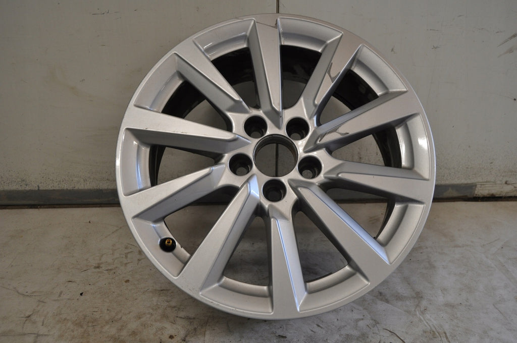1x Alufelge 16 Zoll 6.5" 5x100 40ET 82A601025C Audi A1 Rim Wheel