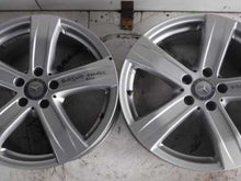 Laden Sie das Bild in den Galerie-Viewer, 1x Alufelge 18 Zoll 8.5&quot; 5x112 38ET Glanz Silber Mercedes-Benz Rim Wheel