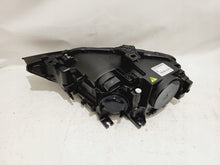 Laden Sie das Bild in den Galerie-Viewer, Frontscheinwerfer Audi A4 8K0941043C 8K0941044C Xenon Ein Satz Headlight