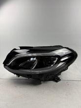 Laden Sie das Bild in den Galerie-Viewer, Frontscheinwerfer Mercedes-Benz W246 A2469063301 Links Scheinwerfer Headlight SCH3503747565am