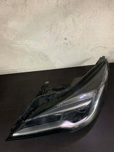Laden Sie das Bild in den Galerie-Viewer, Frontscheinwerfer Opel Astra K 39047198 Links Scheinwerfer Headlight SCH6066021541ke