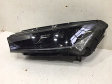 Laden Sie das Bild in den Galerie-Viewer, Frontscheinwerfer Skoda Enyaq 5LB941015H 5LB941015A LED Links Headlight SCH5228990339dd