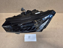 Laden Sie das Bild in den Galerie-Viewer, Frontscheinwerfer Skoda Enyaq 5LB941015H LED Links Scheinwerfer Headlight SCH6438664138eb