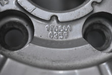 Laden Sie das Bild in den Galerie-Viewer, 1x Alufelge 17 Zoll 7.0" 5x112 47ET Glanz Silber 1T0601025F VW Touran Golf Jetta FEL9900652836aa