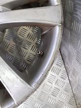 Load image into Gallery viewer, 1x Alufelge 16 Zoll 7.5" 5x112 VW Touran Rim Wheel FEL9325017048te