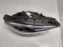 Laden Sie das Bild in den Galerie-Viewer, Frontscheinwerfer Mercedes-Benz W247 A2479064204 Rechts Scheinwerfer Headlight SCH8322825943mf