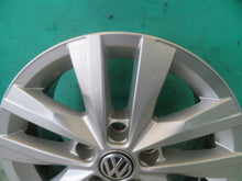 Load image into Gallery viewer, 1x Alufelge 16 Zoll 6.5" 5x120 51ET Glanz Silber 7E0601025N VW I Rim Wheel FEL9960408470il