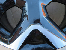 Laden Sie das Bild in den Galerie-Viewer, 1x Alufelge 19 Zoll 7.0&quot; 5x110 38ET Glanz Schwarz 9839910080 Opel Rim Wheel